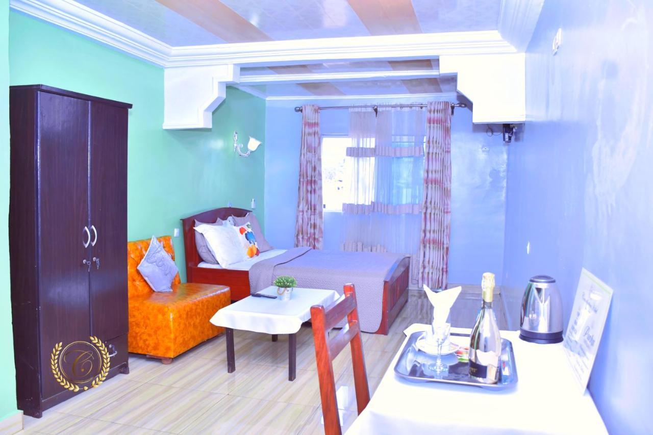 Hotel Restaurant Constellation Tchang Екстериор снимка