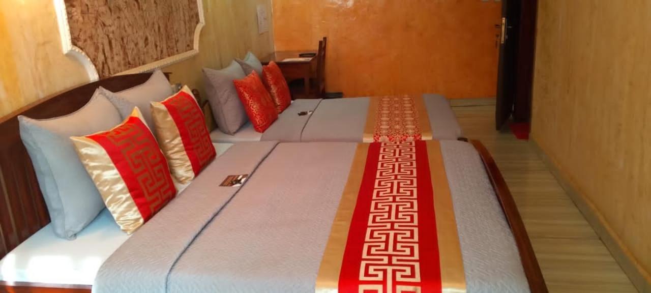 Hotel Restaurant Constellation Tchang Екстериор снимка